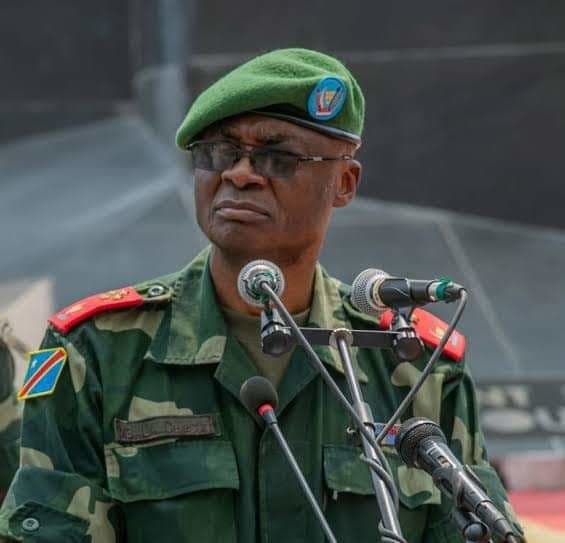 Le Général Célestin Mbala mis à la retraite