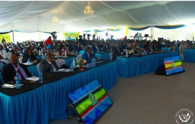 Les pourparlers de Naïrobi sérieusement perturbés, après le repérage d'une infiltration (Présidence)