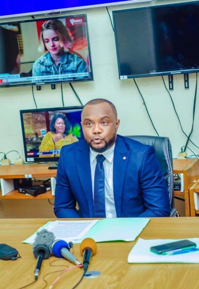 Interruption pendant 90 jours des chaînes rwandaises émettant via Canal+ (CSAC)