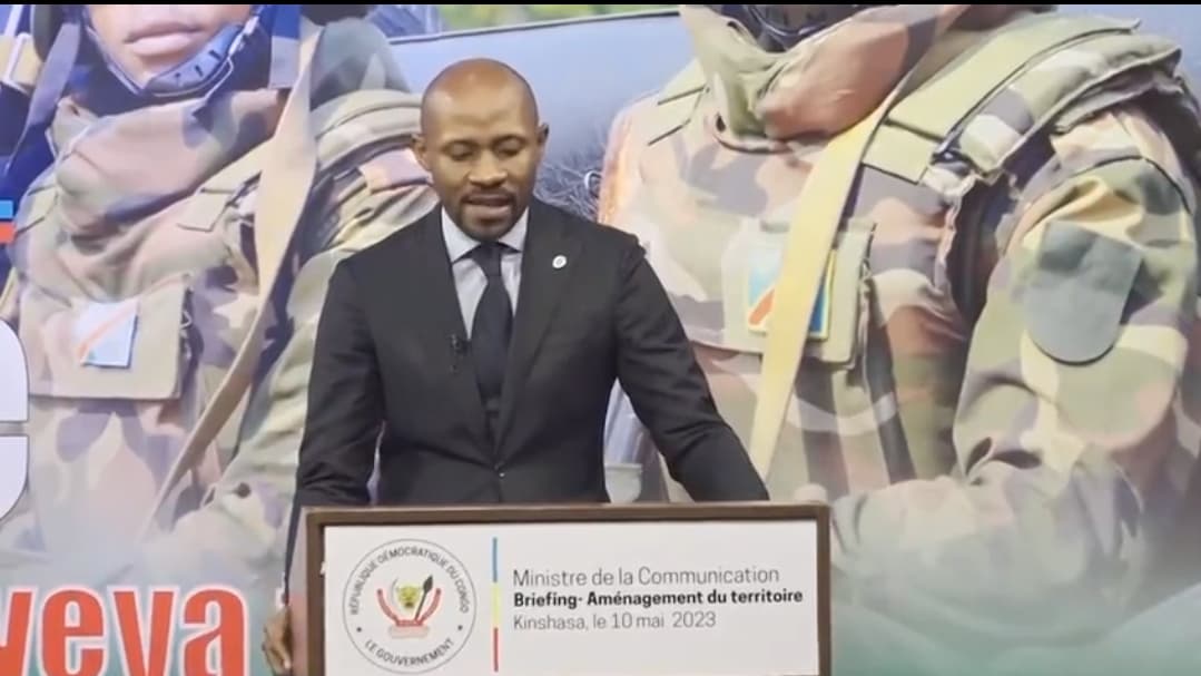 155 chaines de télévision déconnectées de la TNT (Muyaya)